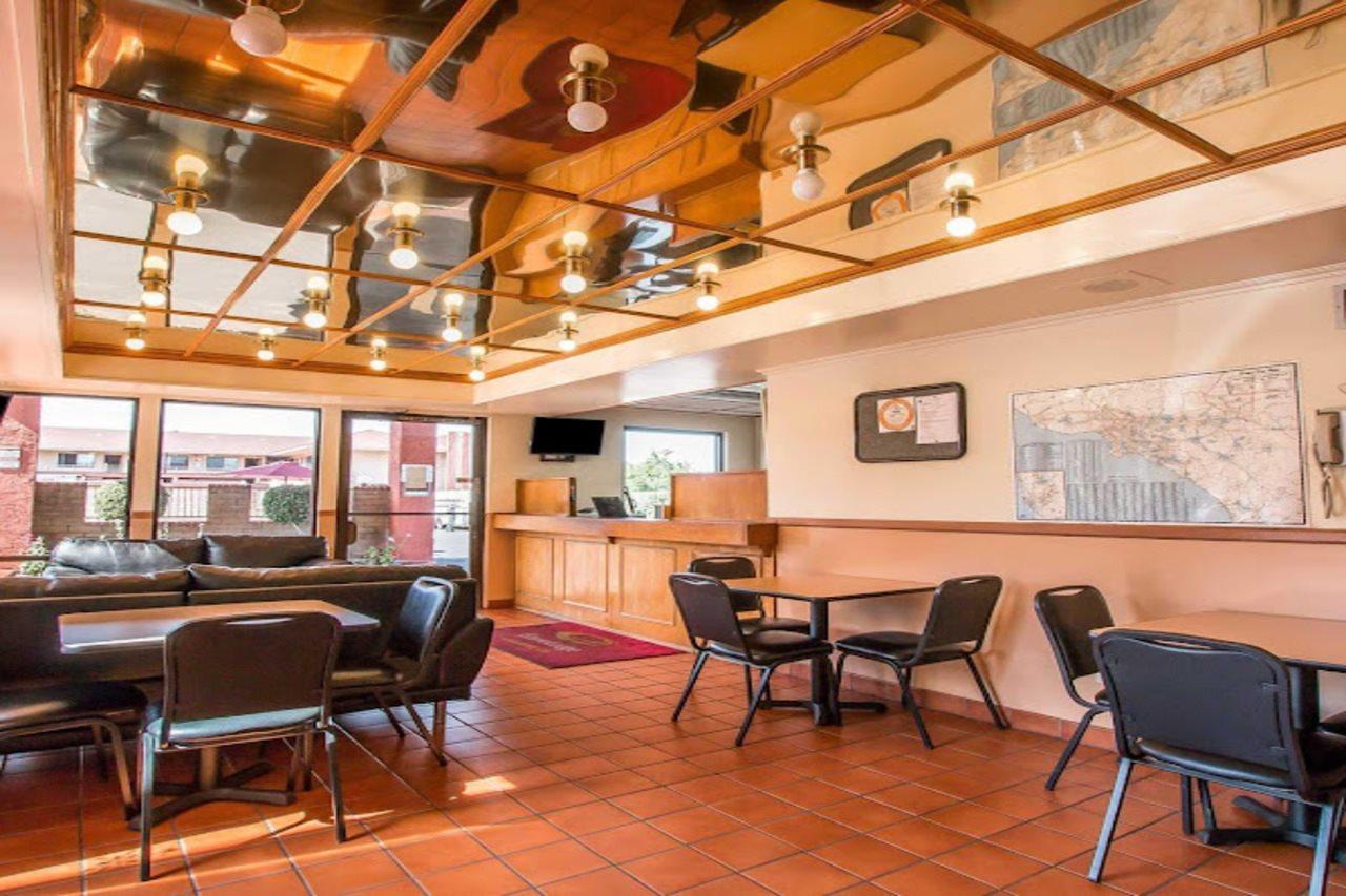 Econo Lodge Anaheim North Экстерьер фото