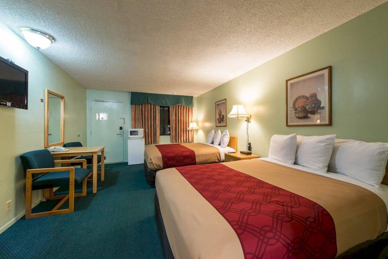 Econo Lodge Anaheim North Экстерьер фото