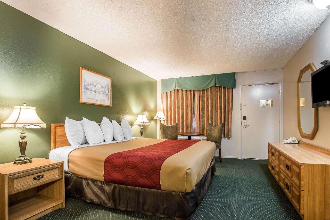 Econo Lodge Anaheim North Экстерьер фото