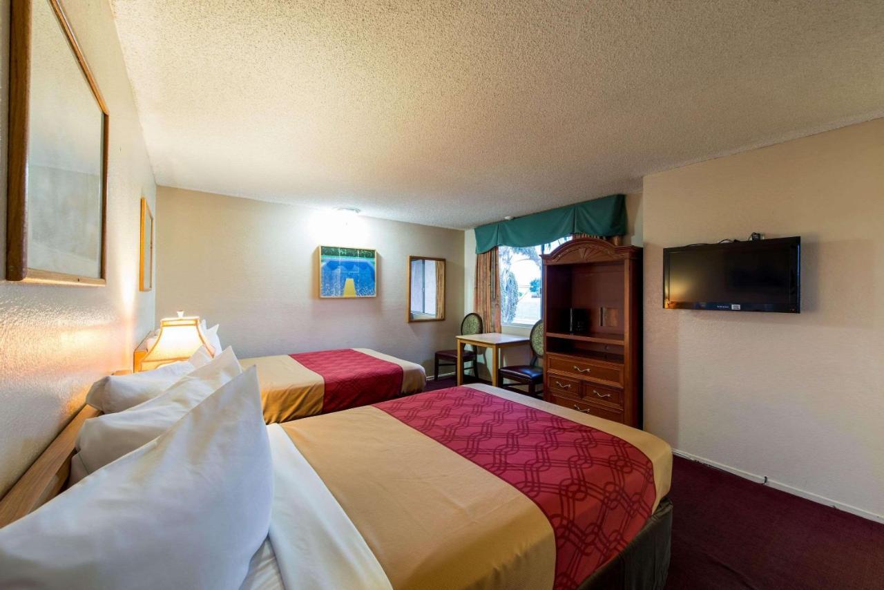 Econo Lodge Anaheim North Экстерьер фото